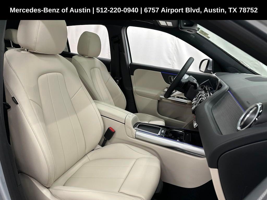 used 2025 Mercedes-Benz GLA 250 car, priced at $49,960