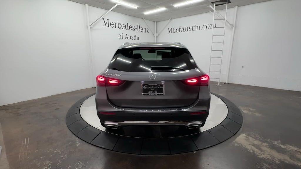 new 2025 Mercedes-Benz GLA 250 car, priced at $49,960