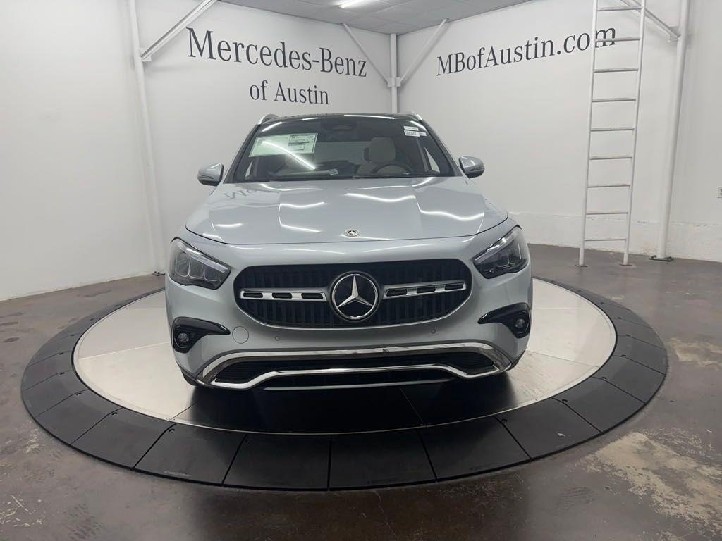 new 2025 Mercedes-Benz GLA 250 car, priced at $48,720