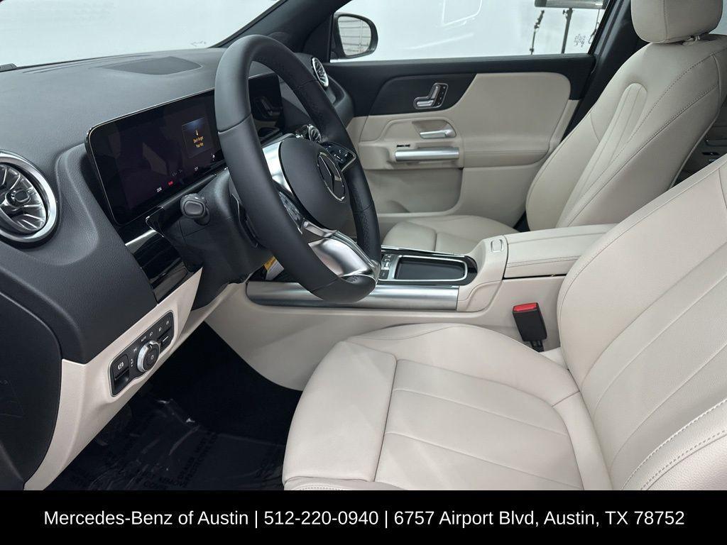 used 2025 Mercedes-Benz GLA 250 car, priced at $38,900