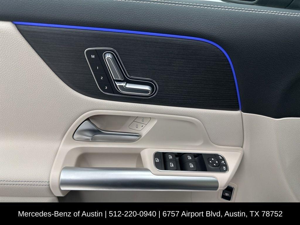 used 2025 Mercedes-Benz GLA 250 car, priced at $38,900