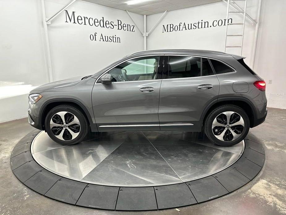 new 2025 Mercedes-Benz GLA 250 car, priced at $49,960