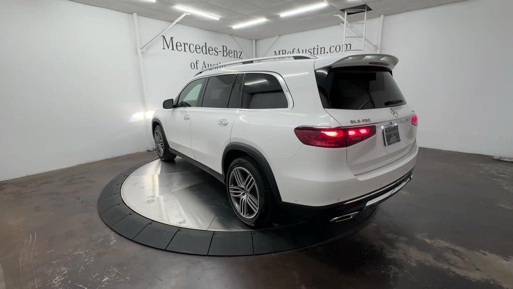 new 2025 Mercedes-Benz GLS 450 car, priced at $95,775