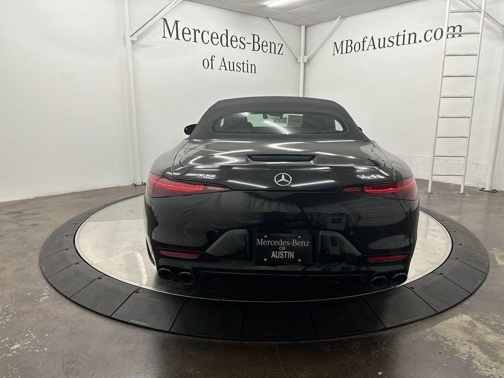 new 2025 Mercedes-Benz AMG SL 43 car, priced at $117,230