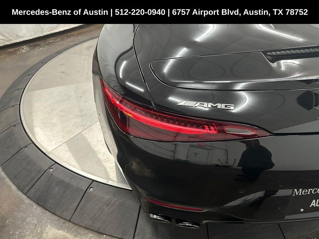 new 2025 Mercedes-Benz AMG SL 43 car, priced at $117,230