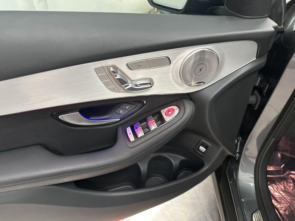 used 2022 Mercedes-Benz GLC 300 car, priced at $35,900