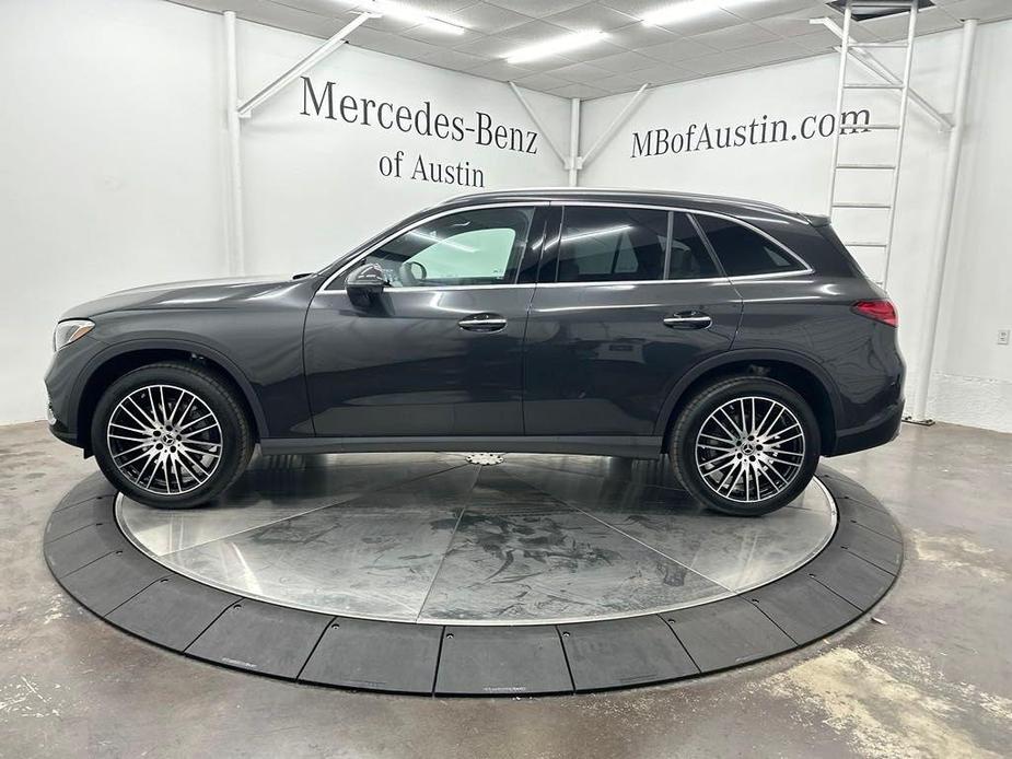 new 2025 Mercedes-Benz GLC 300 car, priced at $58,350