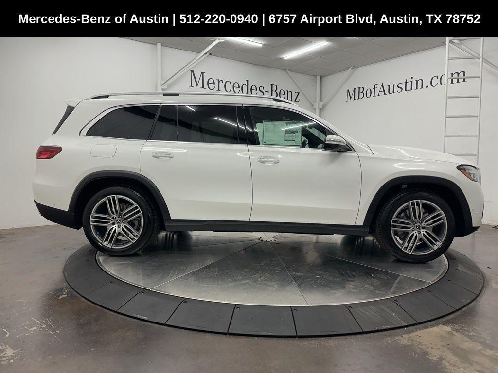 new 2025 Mercedes-Benz GLS 450 car, priced at $92,705