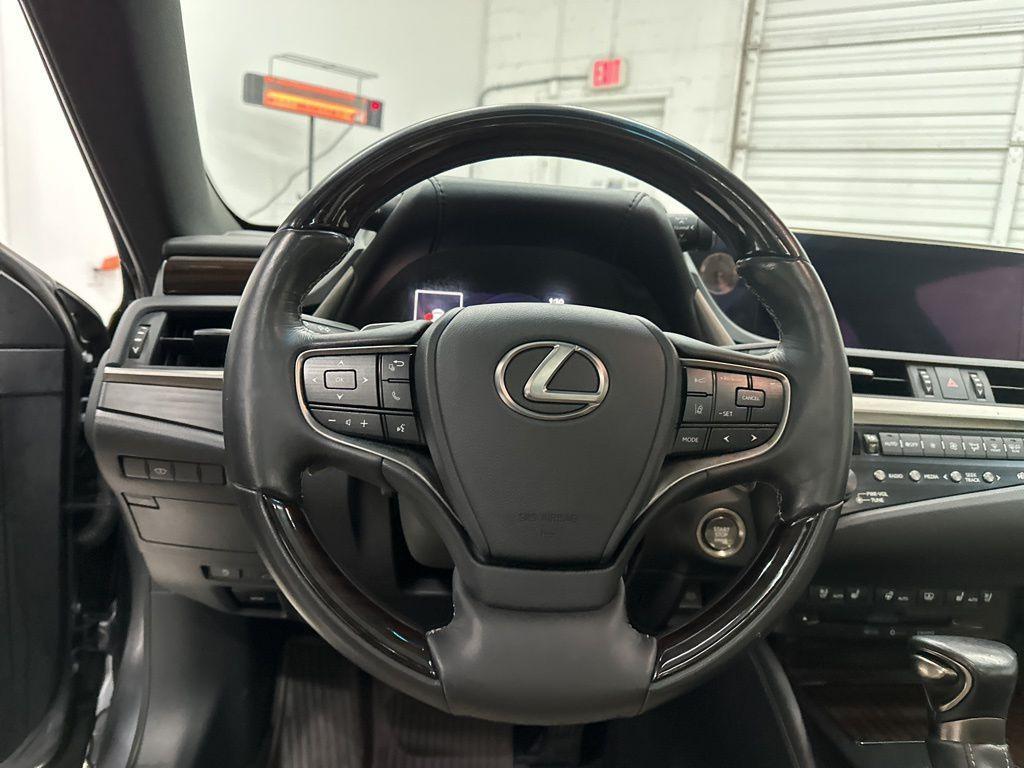 used 2019 Lexus ES 350 car, priced at $28,900