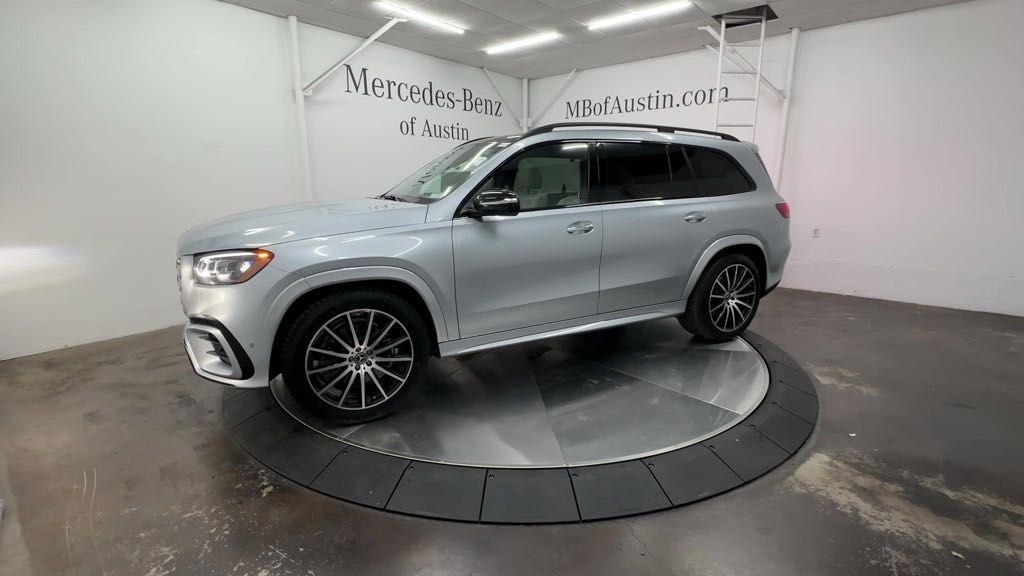 new 2025 Mercedes-Benz GLS 450 car, priced at $99,230