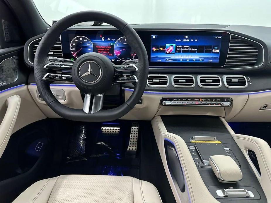 new 2025 Mercedes-Benz GLS 450 car, priced at $99,230