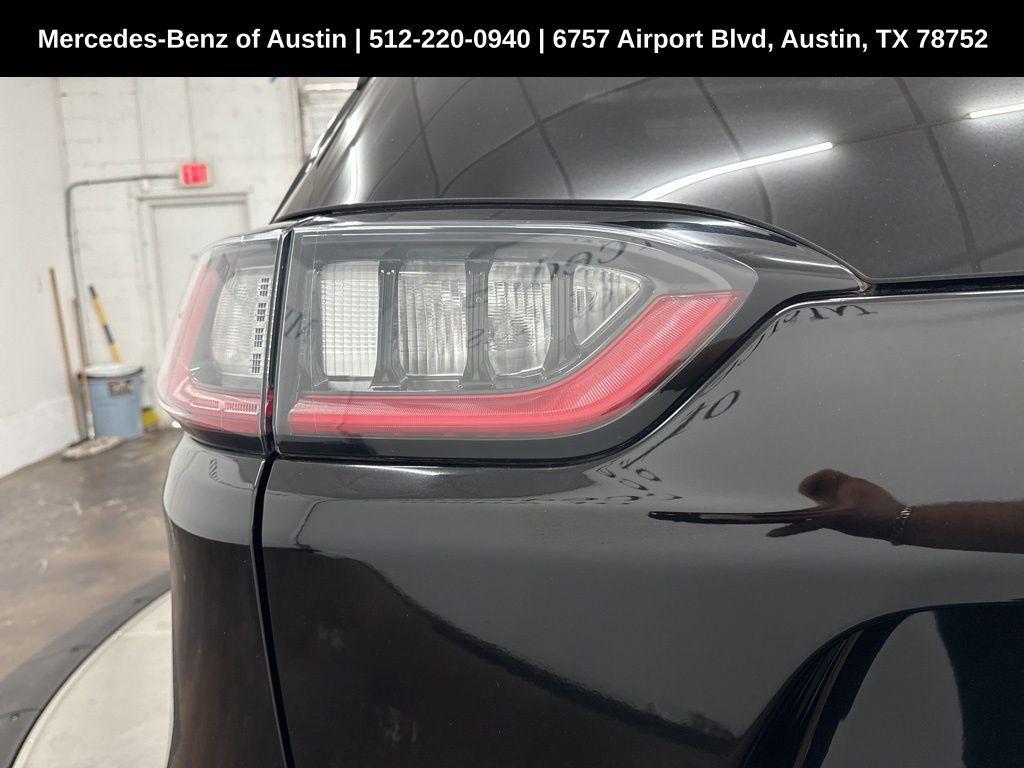 used 2022 Jeep Cherokee car, priced at $19,900