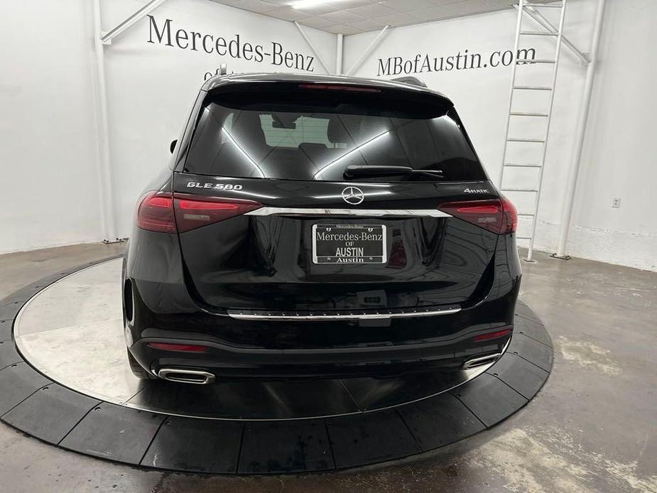 new 2024 Mercedes-Benz GLE 580 car, priced at $93,905