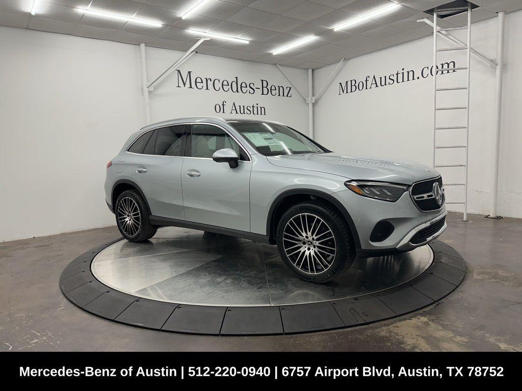 new 2025 Mercedes-Benz GLC 300 car, priced at $57,710