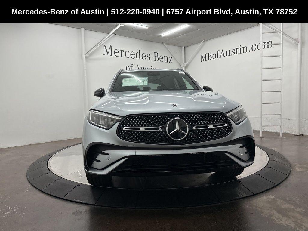 new 2025 Mercedes-Benz GLC 300 car, priced at $59,060