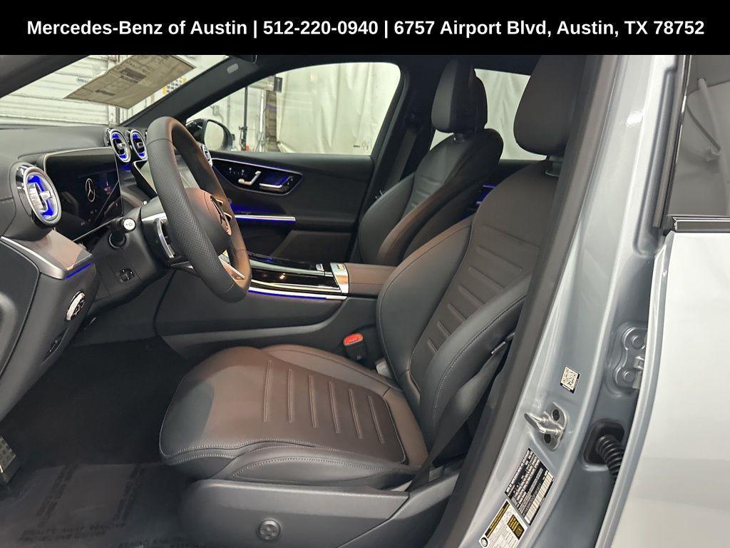 new 2025 Mercedes-Benz GLC 300 car, priced at $59,060