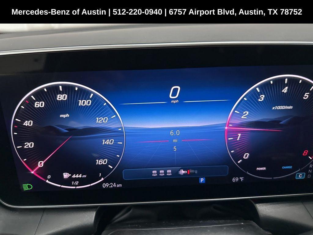 new 2025 Mercedes-Benz GLC 300 car, priced at $59,060