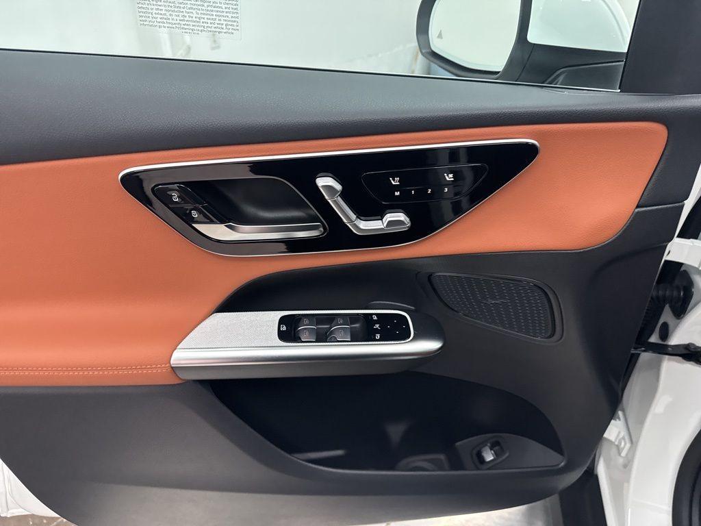 new 2026 Mercedes-Benz GLC 300 car, priced at $53,685