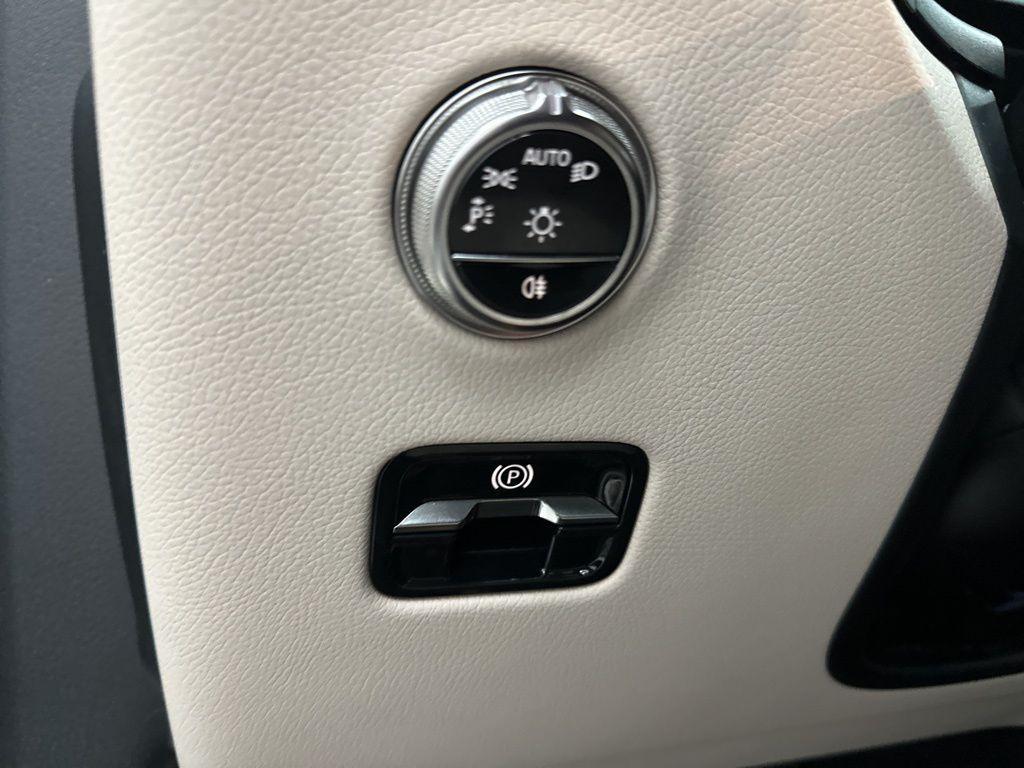 new 2026 Mercedes-Benz GLC 300 car, priced at $55,320