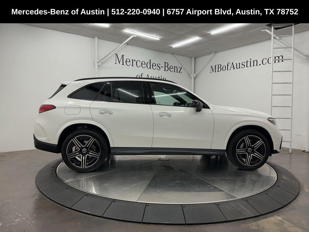 new 2025 Mercedes-Benz GLC 300 car, priced at $60,460