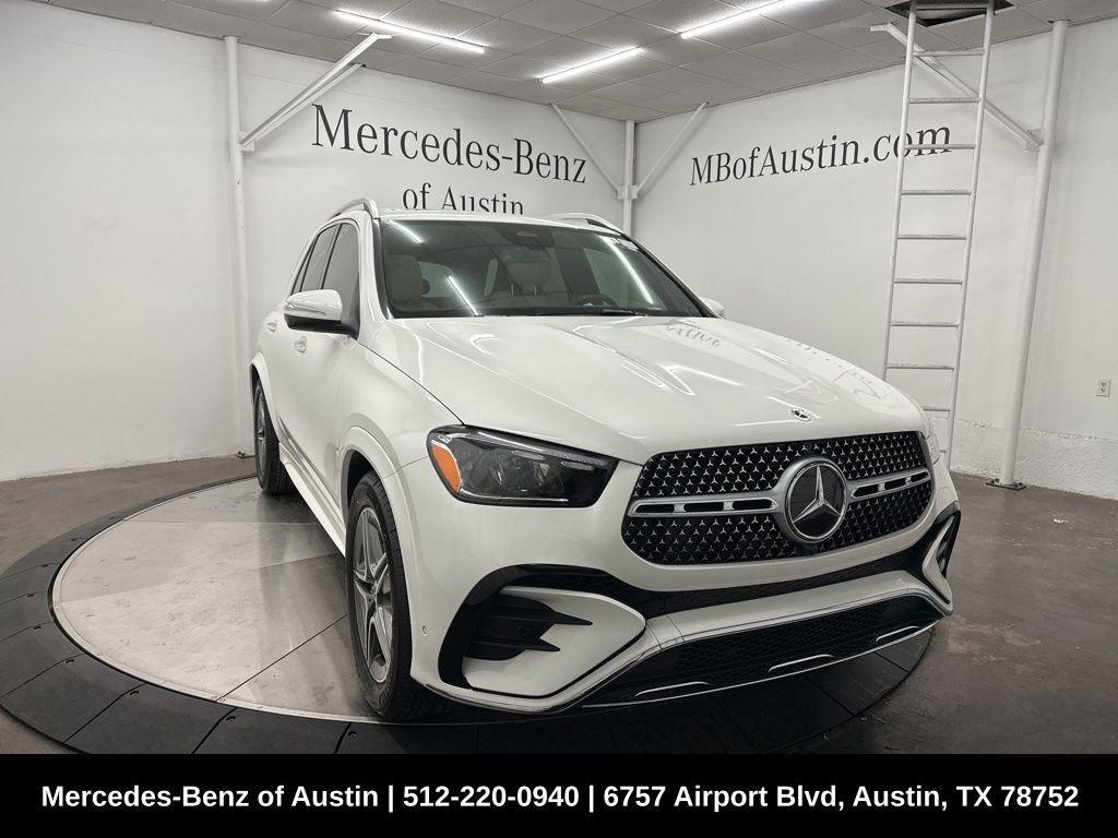 new 2025 Mercedes-Benz GLE 580 car, priced at $90,545