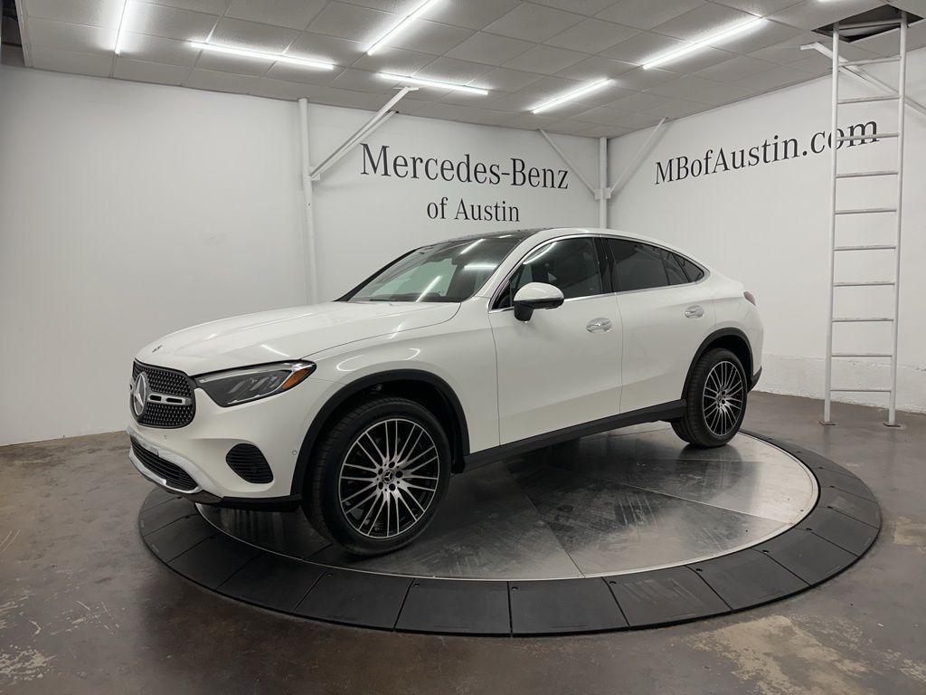 new 2025 Mercedes-Benz GLC 300 car, priced at $62,575