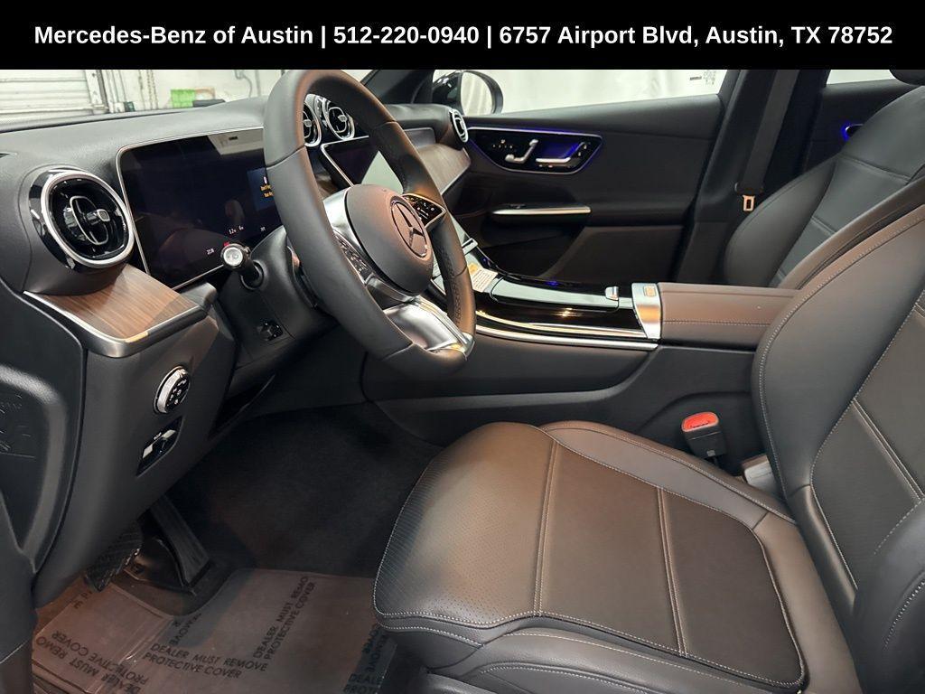new 2025 Mercedes-Benz GLC 300 car, priced at $51,415