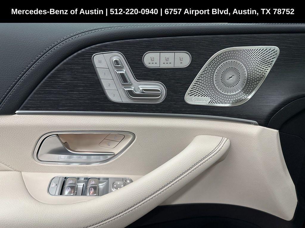 new 2025 Mercedes-Benz GLS 450 car, priced at $102,055