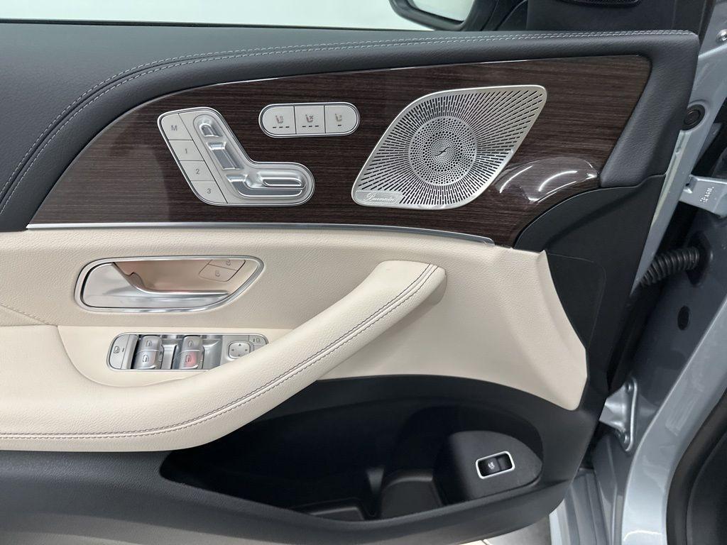 new 2026 Mercedes-Benz GLE 450 car, priced at $87,370