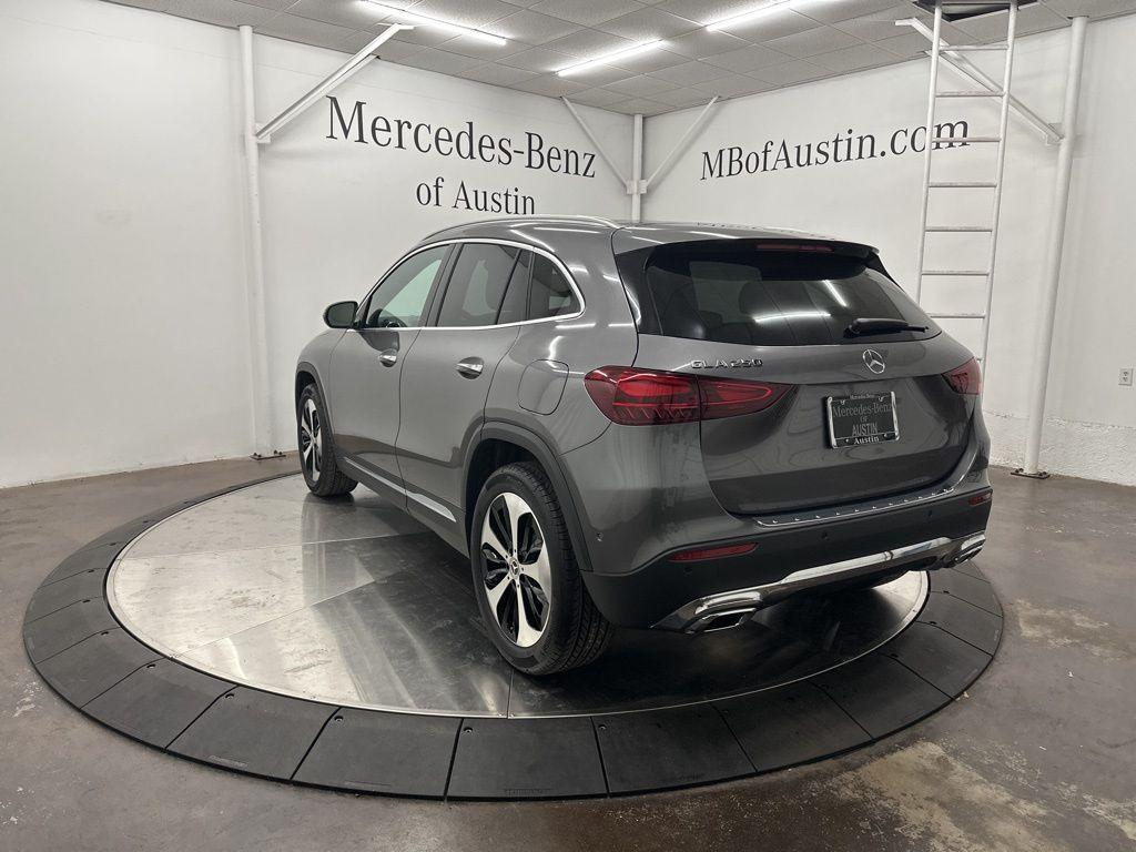 new 2025 Mercedes-Benz GLA 250 car, priced at $49,320