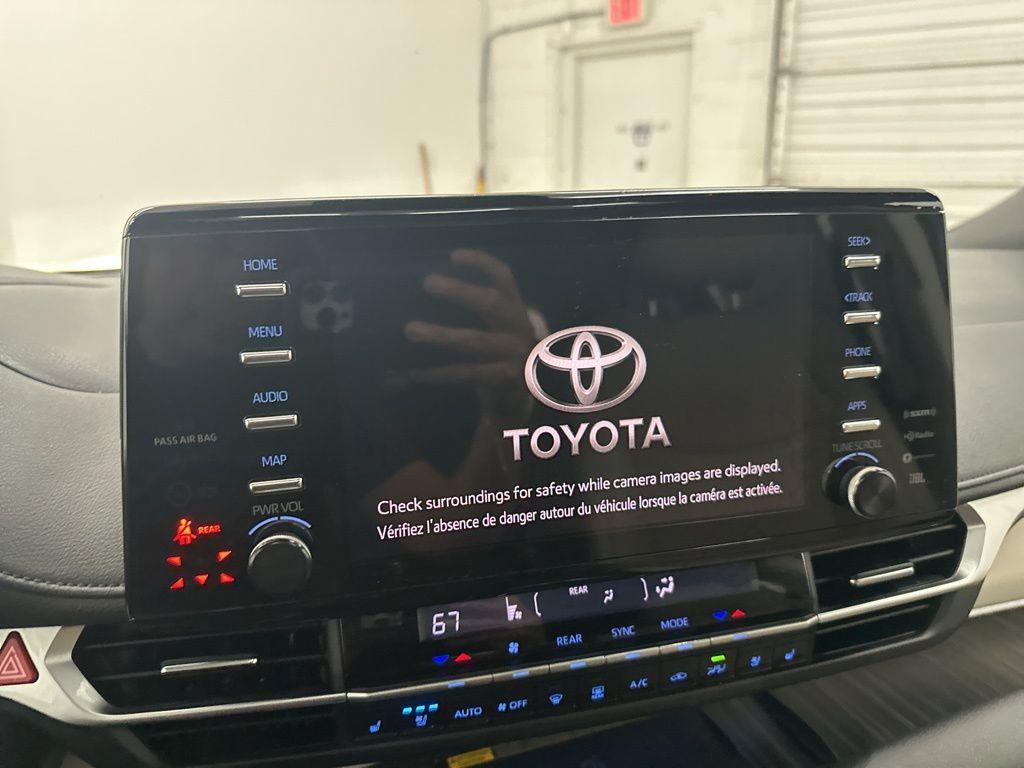 used 2021 Toyota Sienna car, priced at $31,900