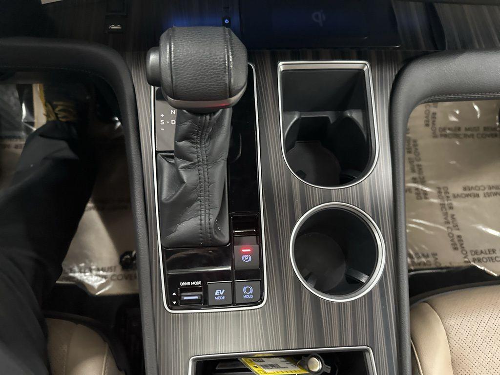 used 2021 Toyota Sienna car, priced at $31,900