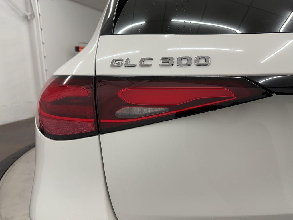 new 2025 Mercedes-Benz GLC 300 car, priced at $51,035