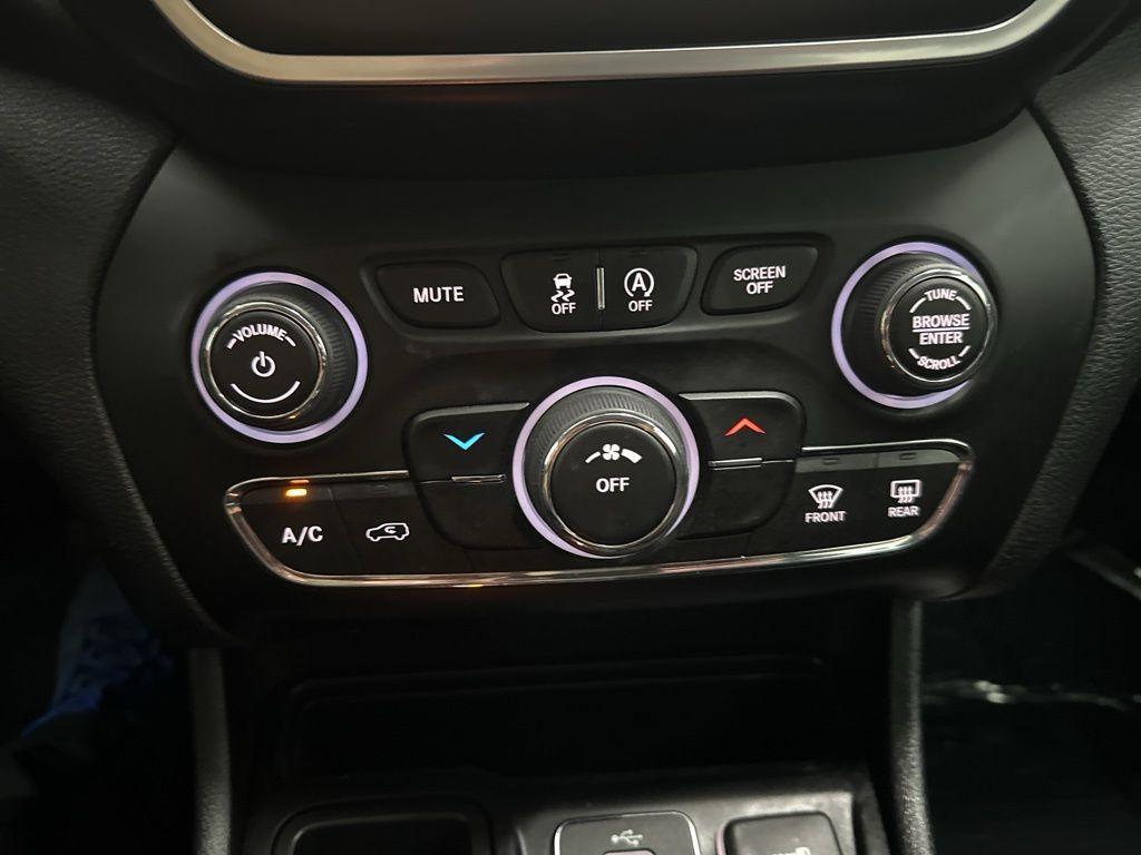 used 2019 Jeep Cherokee car, priced at $12,500