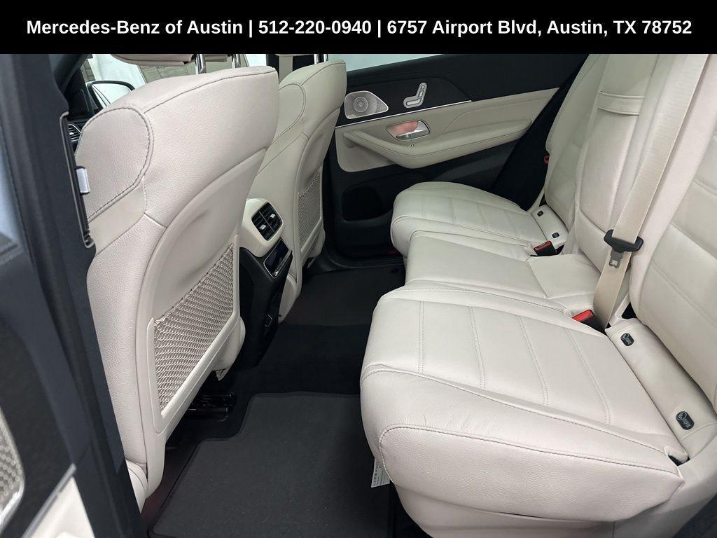 new 2025 Mercedes-Benz GLE 580 car, priced at $99,630