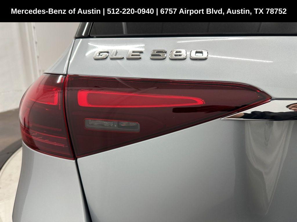 new 2025 Mercedes-Benz GLE 580 car, priced at $99,630