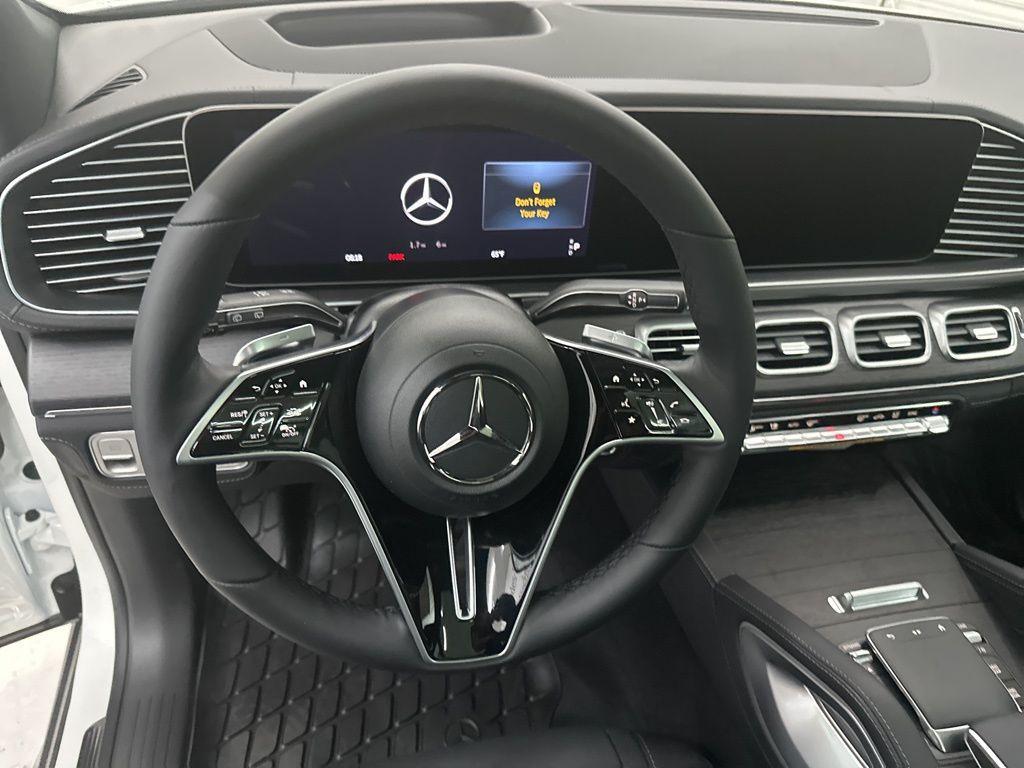new 2026 Mercedes-Benz GLE 580 car, priced at $106,125