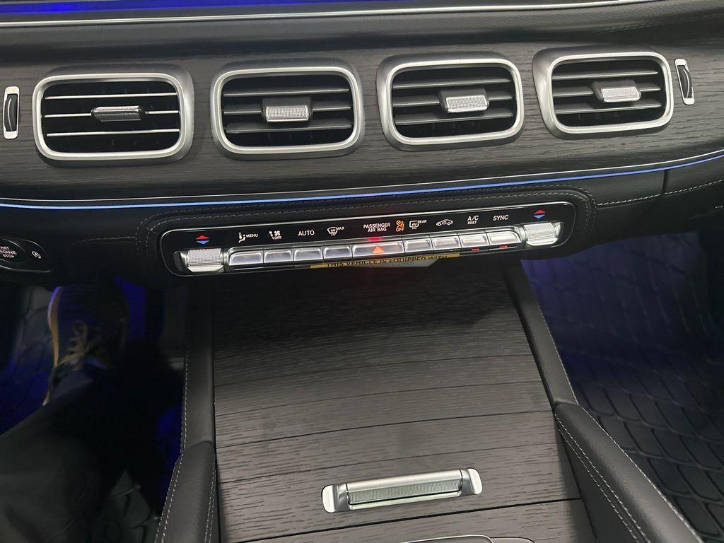 new 2026 Mercedes-Benz GLE 580 car, priced at $106,125