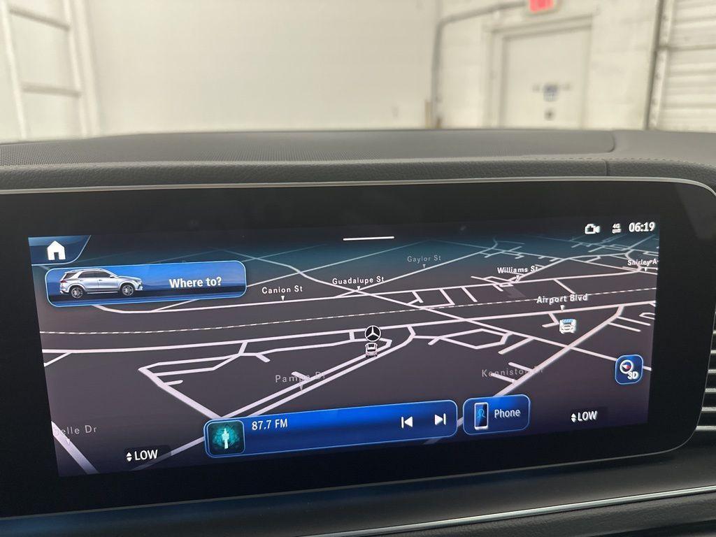 new 2026 Mercedes-Benz GLE 580 car, priced at $106,125