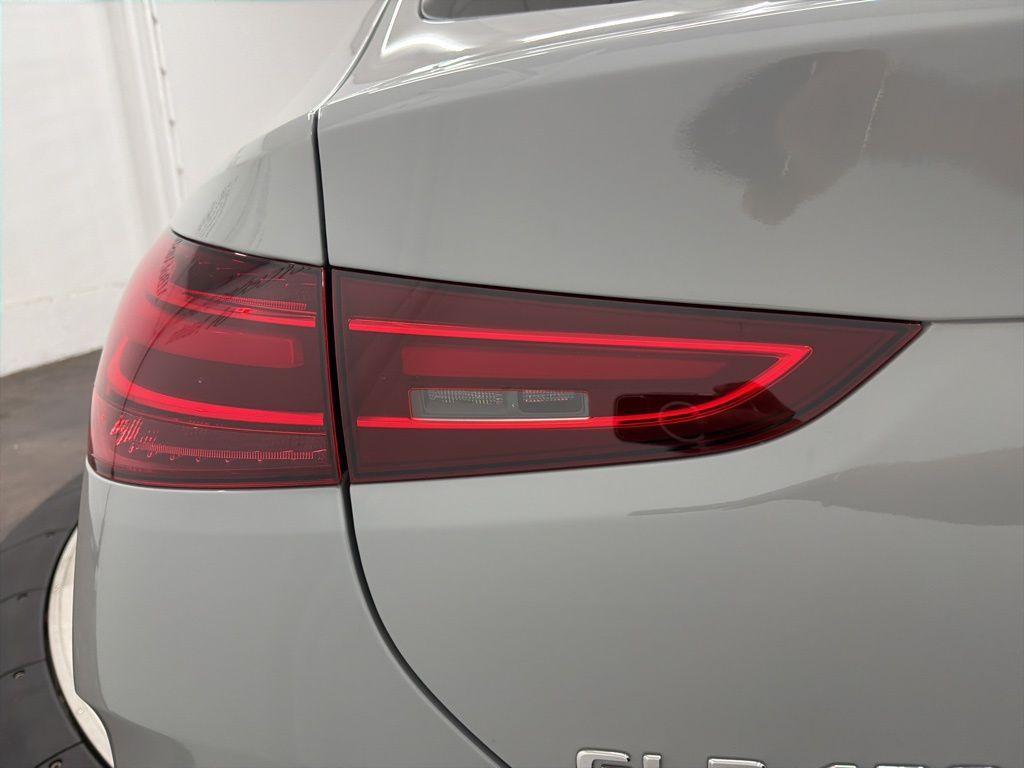 new 2026 Mercedes-Benz GLE 450 car, priced at $89,520