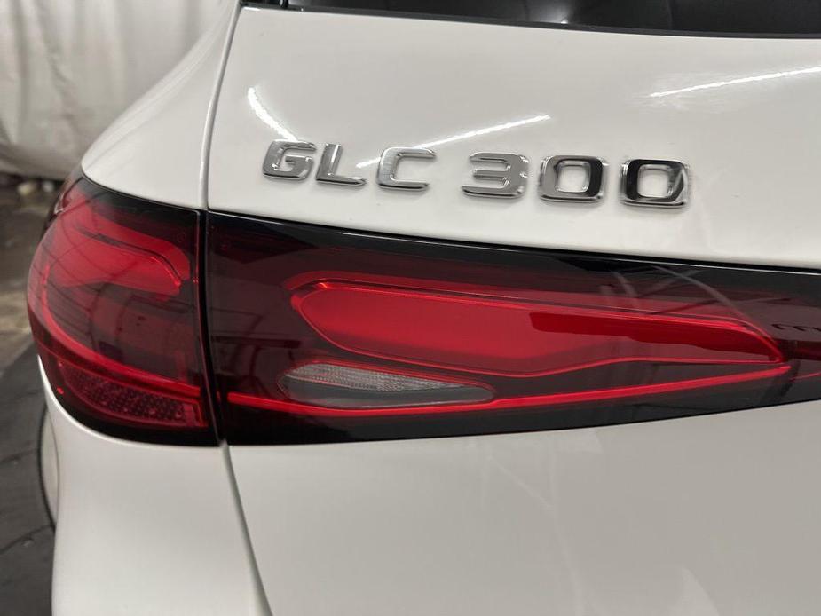 new 2025 Mercedes-Benz GLC 300 car, priced at $57,600