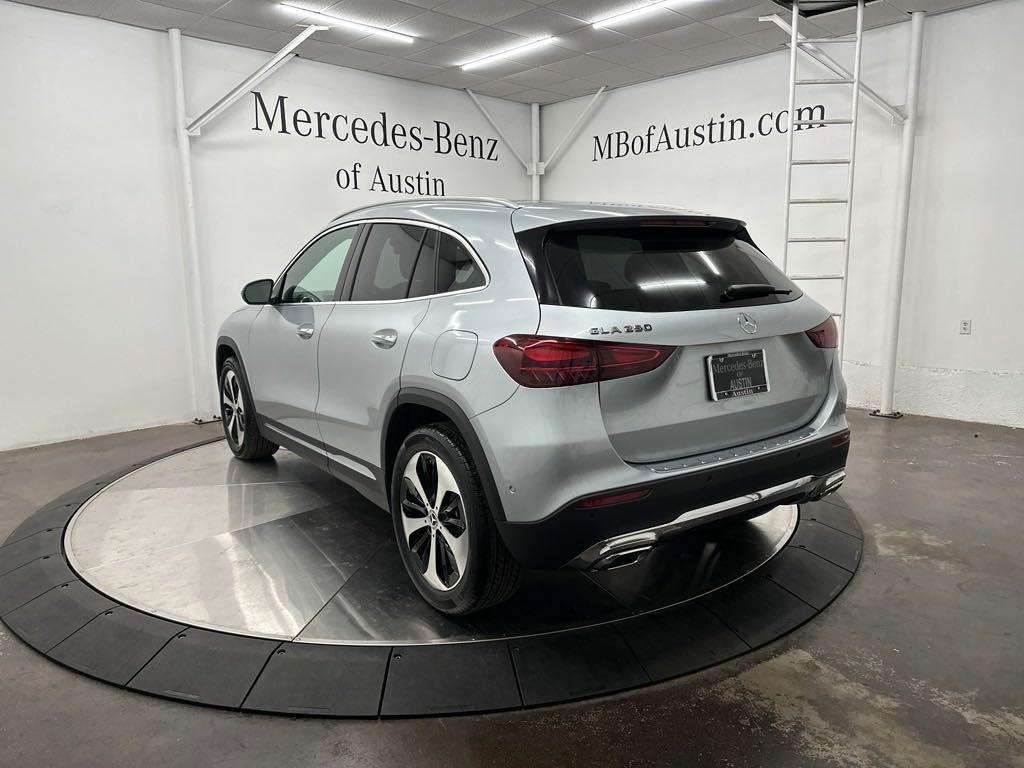 new 2025 Mercedes-Benz GLA 250 car, priced at $49,320