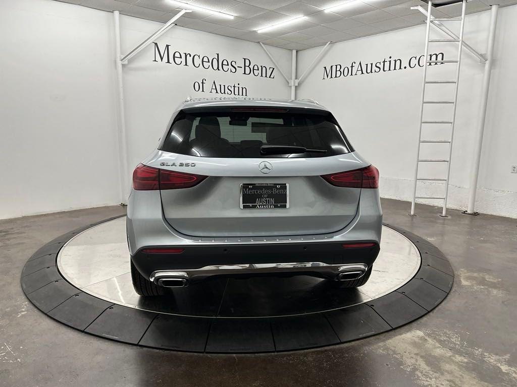 new 2025 Mercedes-Benz GLA 250 car, priced at $49,320