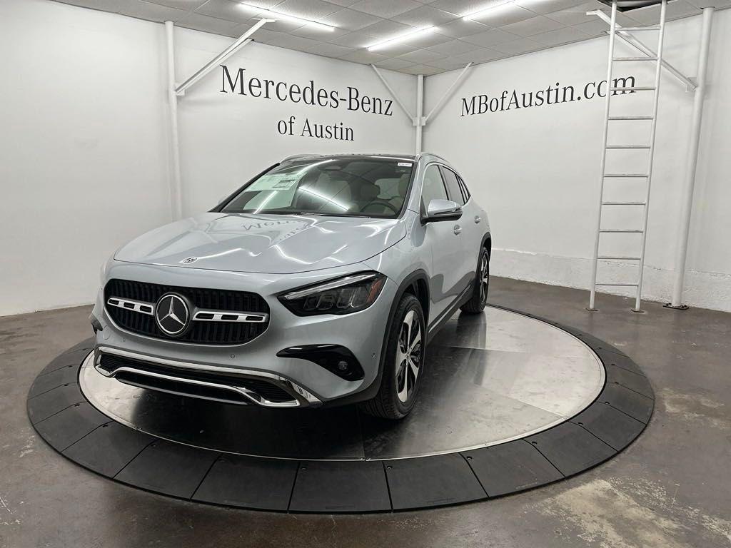 new 2025 Mercedes-Benz GLA 250 car, priced at $49,320