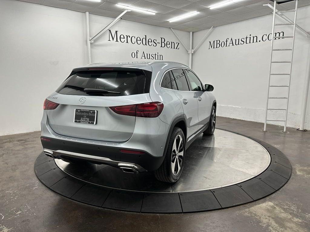 new 2025 Mercedes-Benz GLA 250 car, priced at $49,320