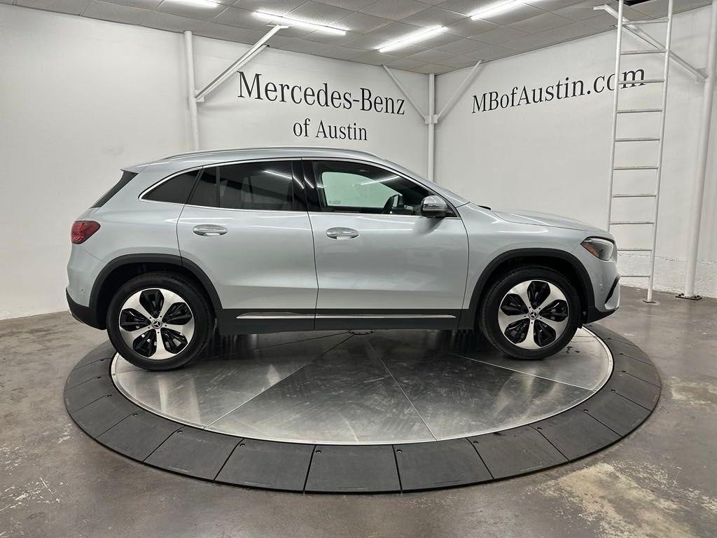 new 2025 Mercedes-Benz GLA 250 car, priced at $49,320