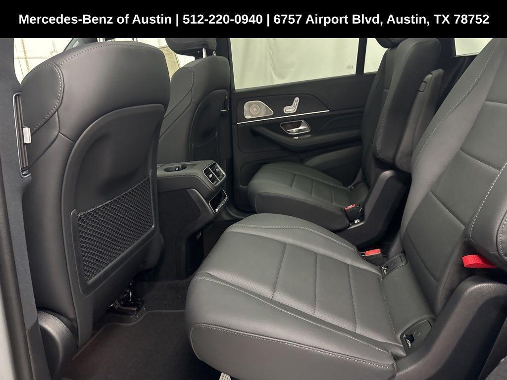 new 2025 Mercedes-Benz GLS 450 car, priced at $100,355
