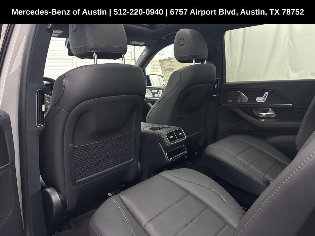 new 2025 Mercedes-Benz GLS 450 car, priced at $100,355