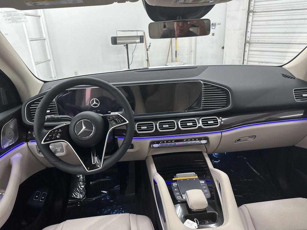 new 2025 Mercedes-Benz GLE 450e car, priced at $82,810