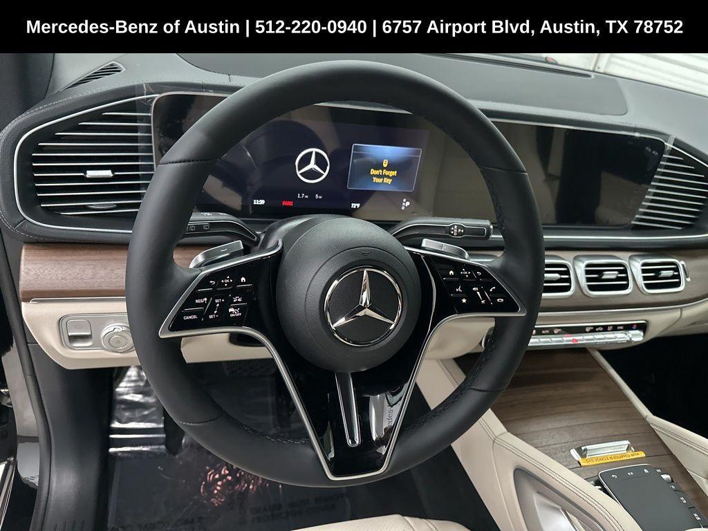new 2025 Mercedes-Benz GLS 450 car, priced at $92,455